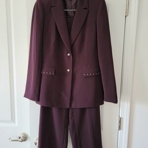 Tahari for Arthur S. Levine Plum Pant Suit 4